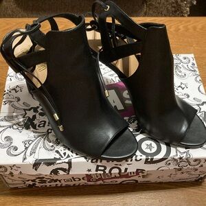 Brash Women’s Tie Back Heeled Open Toe Booties (size 8.5)